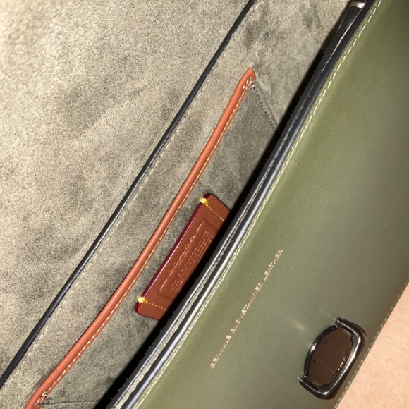 NWT Authentic COACH retail glovetanned Studio shoulder bag military gree olive - Picture 4 of 13